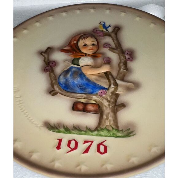 Goebel M.J. Hummel 1976 Annual Plate - Picture 2 of 12